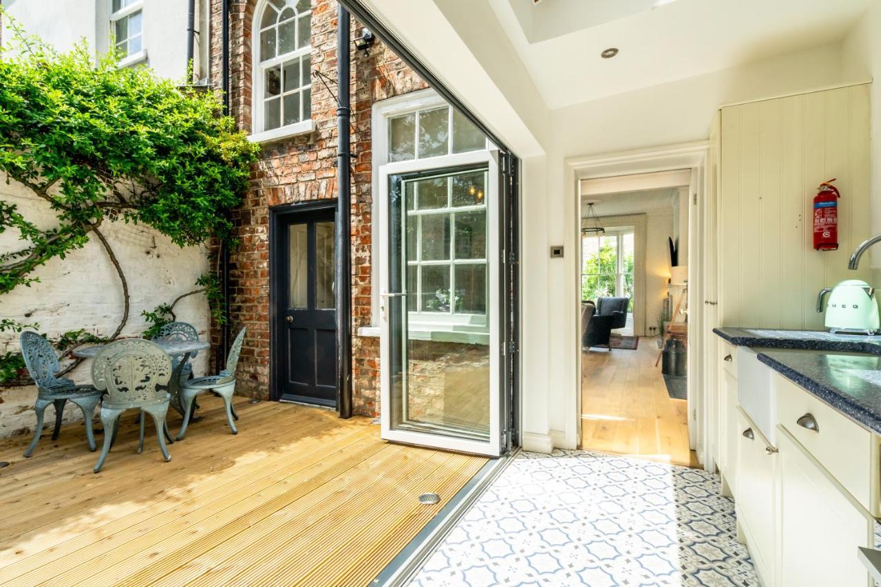 9 St John's Street * York